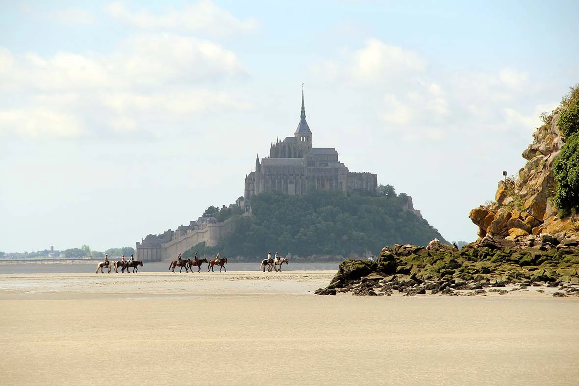 2880bab5 a3b9 6827 8247 a0d5d0fc821c