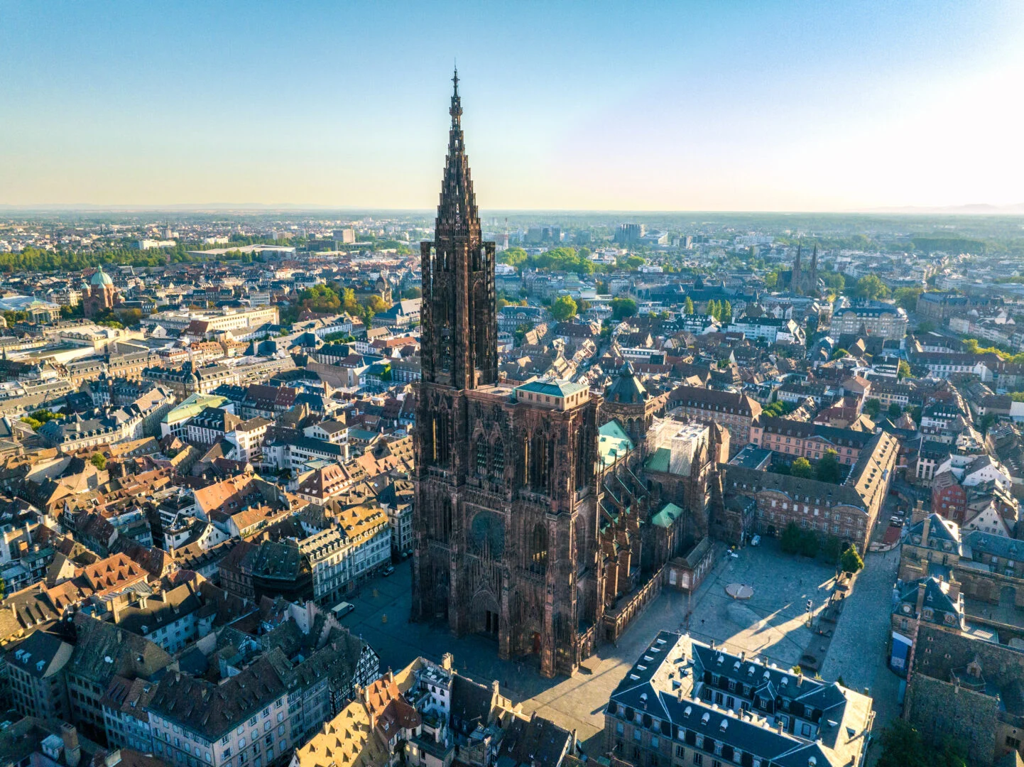 Strasbourg Cathedrale vue aerienne © Philemon Henry OTSR 1